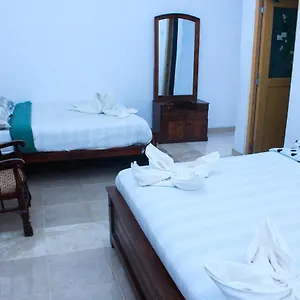  Guest house King's Hill